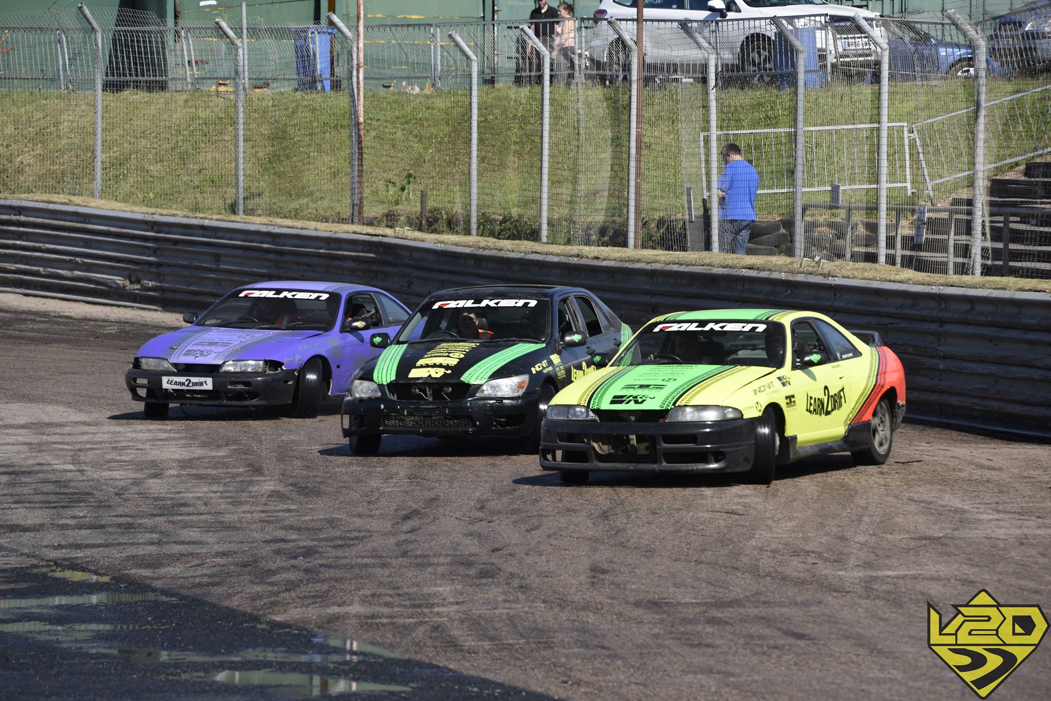 SpeedHero does the UK.